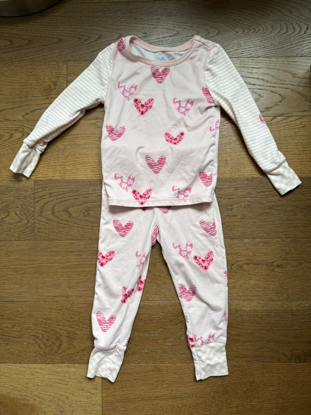 Matilda Jane size 2 Girls Pink Heart Print Pajama Set